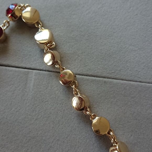 J.Crew Crystal Red/pink/purple Faceted Gold Tone Statement Necklace - Picture 5 of 9